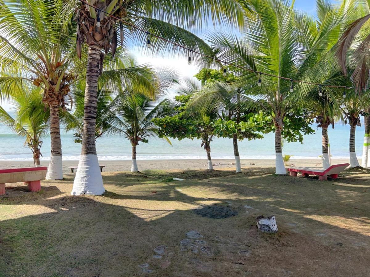 Big Daddy'S Beach Club & Hotel Puerto Armuelles Exterior photo